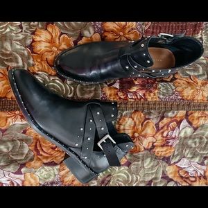 Halogen Black Ankle Boots